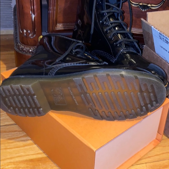 Black Patent Leather Dr Martens - Picture 4 of 5